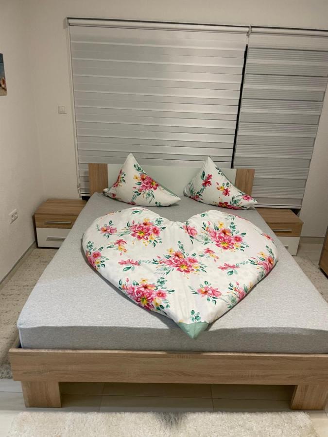 Apartman Cuprija Cazin Εξωτερικό φωτογραφία